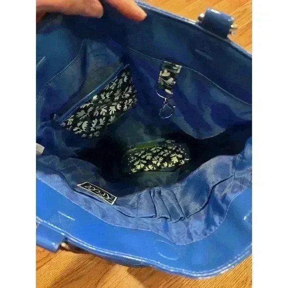 NWT Vera Bradley Frill Tote Bag Blue Lagoon Magnetic Zip Pocket Matching Wallet - Picture 4 of 11